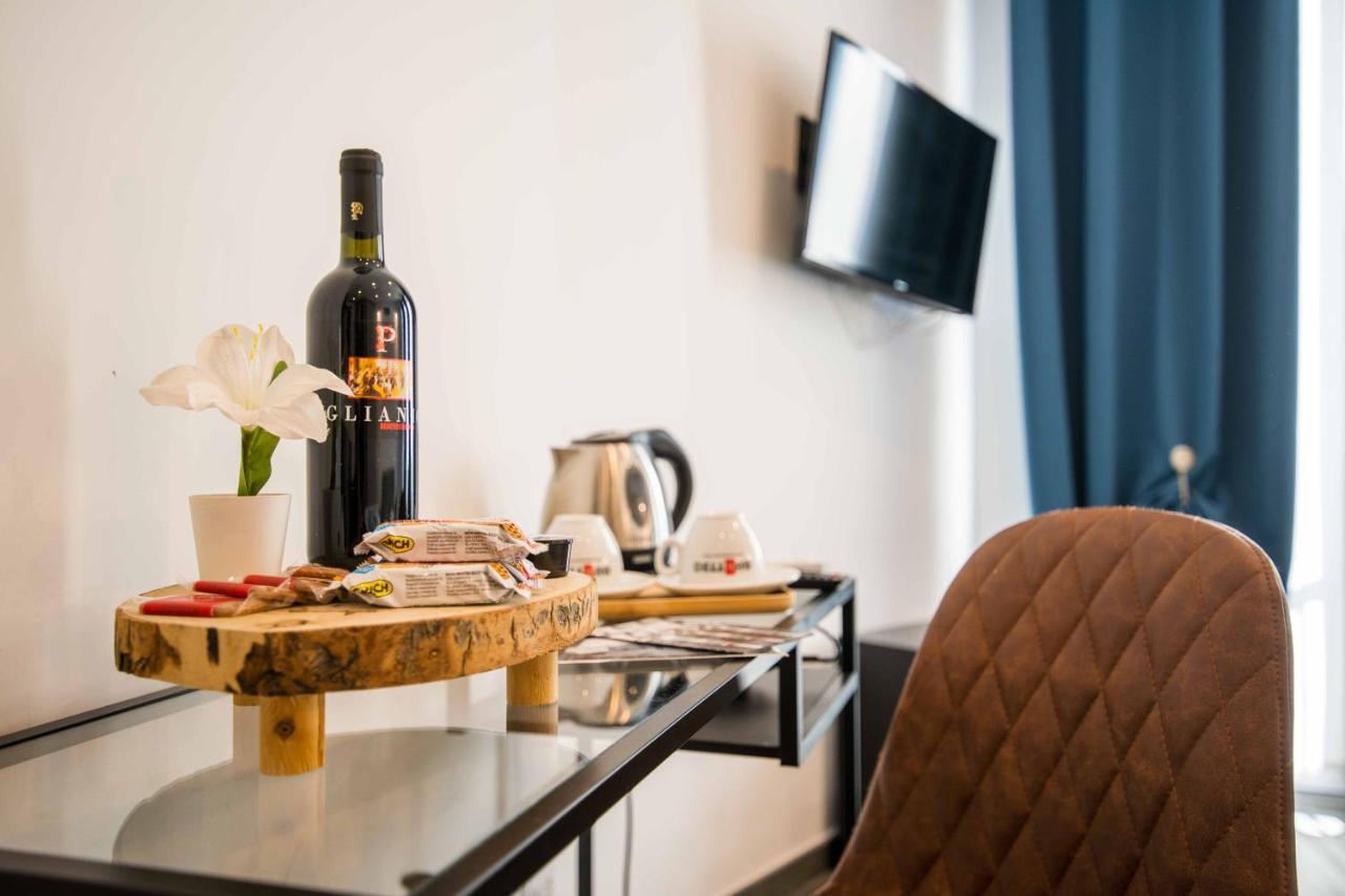 Bed and Breakfast Quattro Briganti Salerno Exterior foto